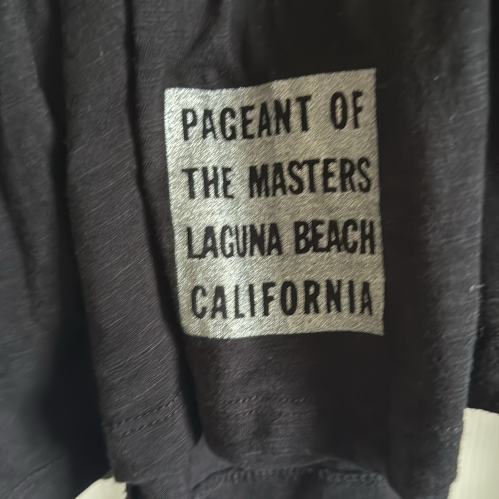 Alternative Pageant of the Masters Laguna Beach long sleeve cover - Picture 2 of 5